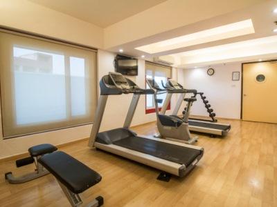 Hotel Red Fox By Lemon Tree Hotels,