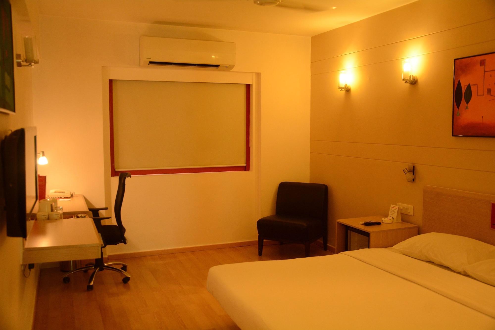 Red Fox By Lemon Tree Hotels, 3*