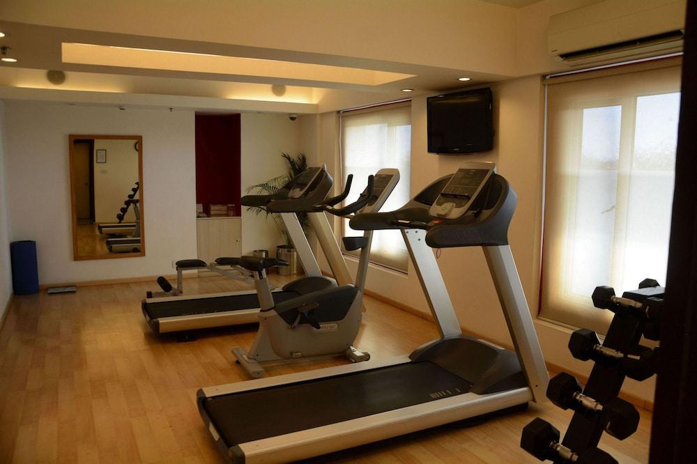 Hotel Red Fox By Lemon Tree Hotels, 3*