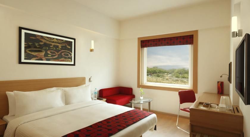 Hotel Red Fox By Lemon Tree Hotels,