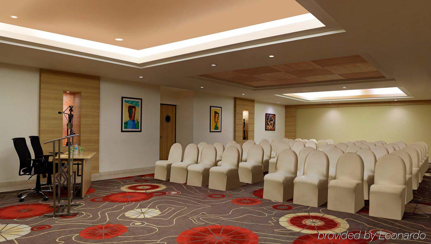 Red Fox By Lemon Tree Hotels, 3* Jaipur