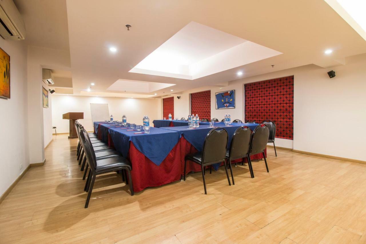 Red Fox By Lemon Tree Hotels, Hotel Jaipur